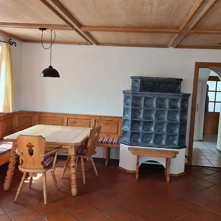 Apartamento By Toni - Ferienwohnung Mit Garten In *